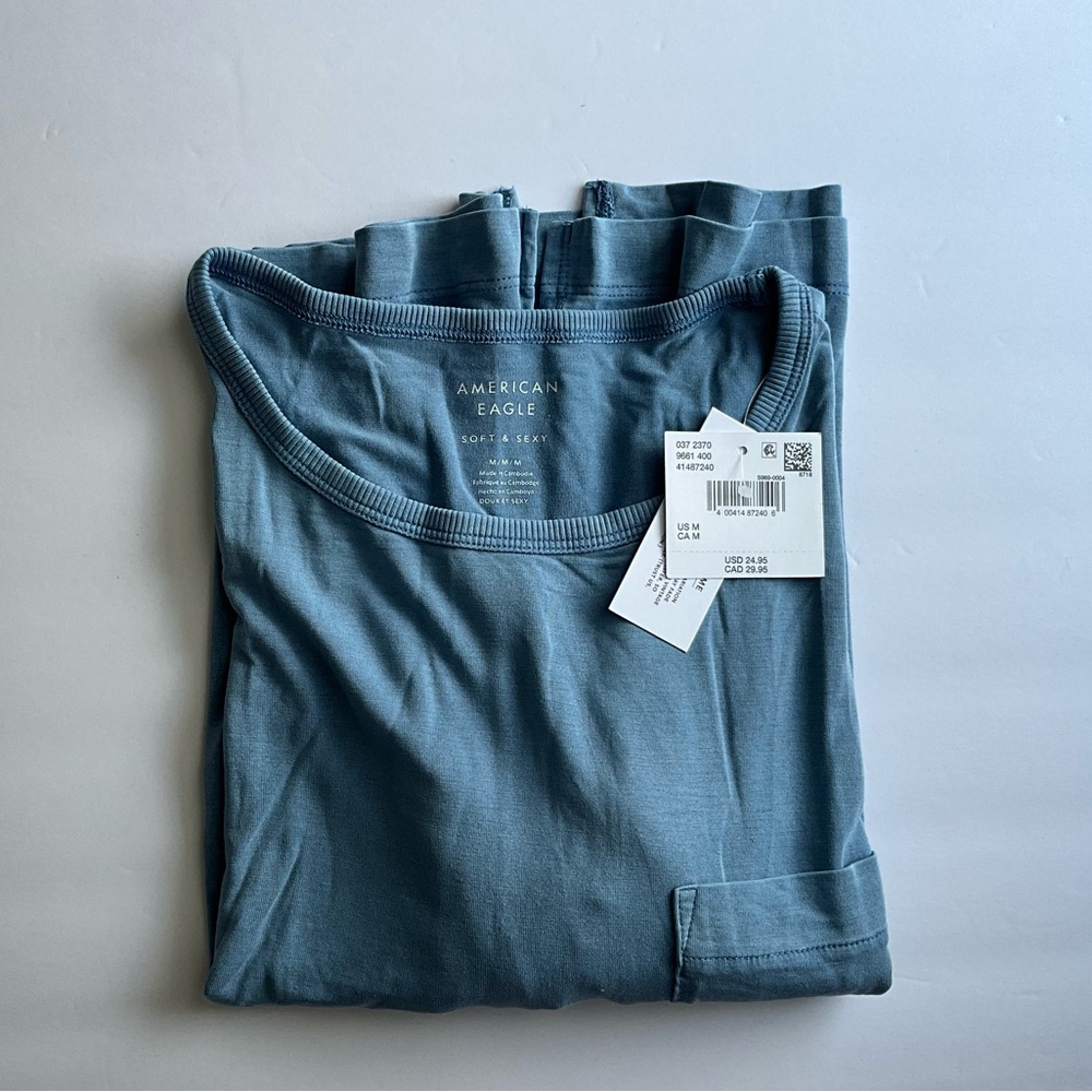 54. American Eagle Outfitters’  Teal Short Sleeve Tee